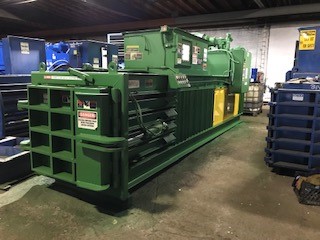 7830 Selco HL 60 Baler