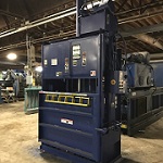 8479 International Baler IVB606HD Vertical Downstroke Baler Thumb