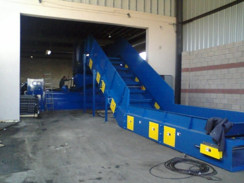 above_ground_conveyor_and_2_ram_baler-1